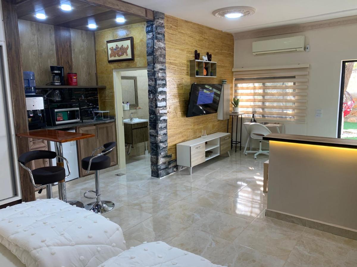 Tayoon Host Apartamento Gérasa Exterior foto